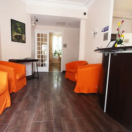 Hotel Du Parc 2*