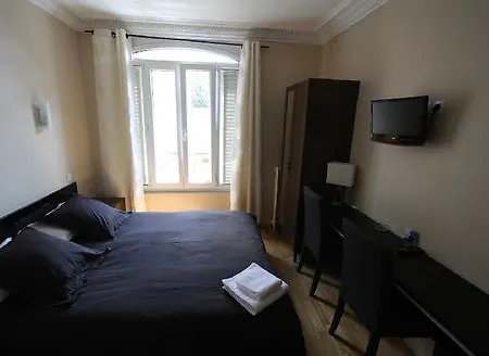 Hotel Du Parc 2*